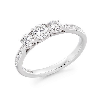 Round Brilliant Diamond Trilgoy Ring with Diamond Shoulders